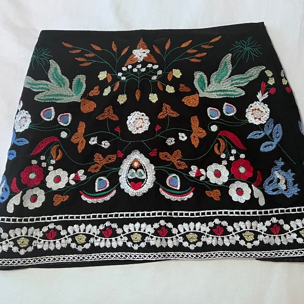 Embroidered Black miniskirt